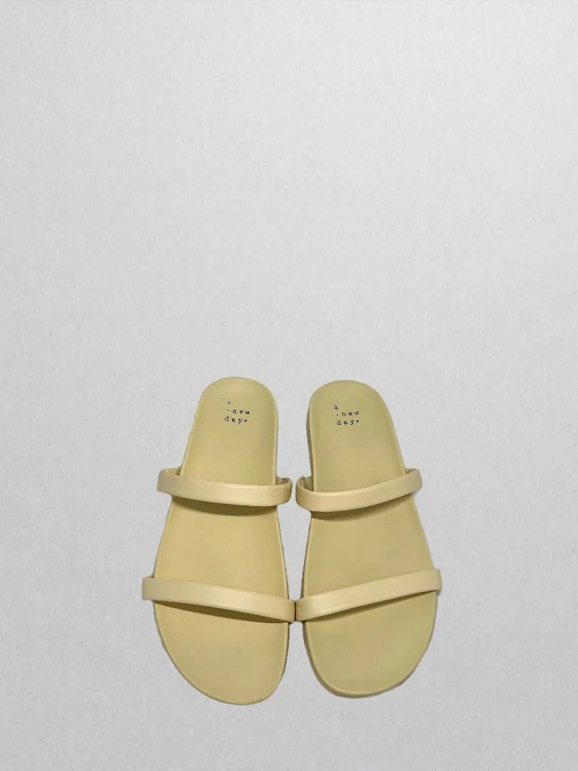 A New Day Yellow Strappy Slide-on Sandal (9.5) (New without Tags)
