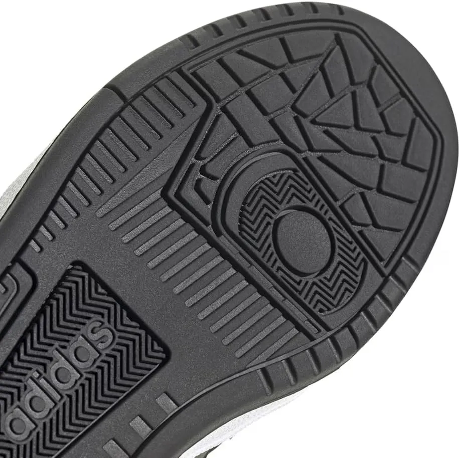 adidas Men's Turnaround Sneaker