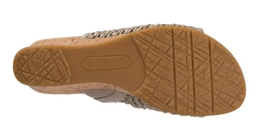 BareTraps Women's FLOSSEY Slide Sandal, Champagne, 8.5 Medium US