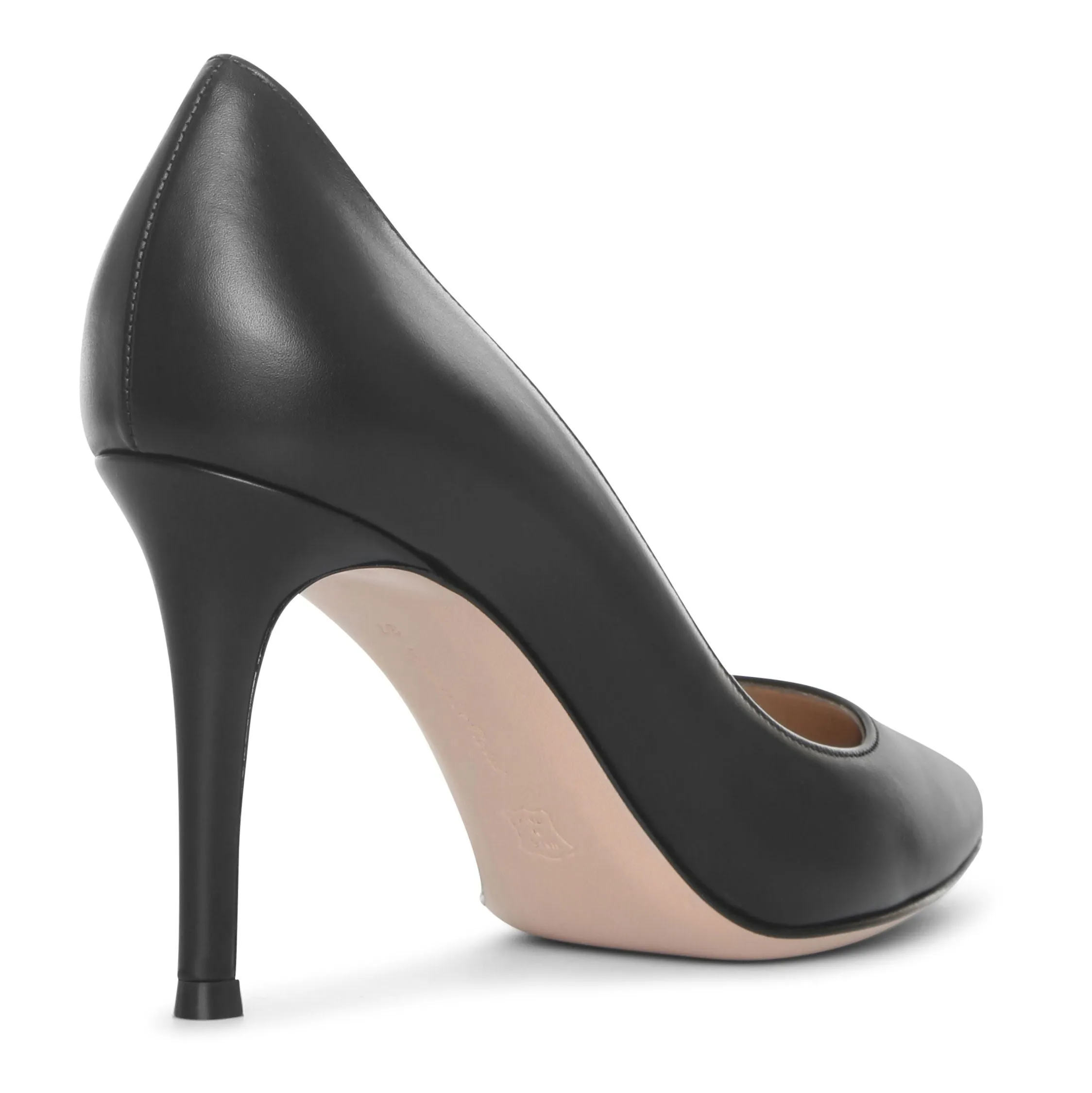Black leather pump