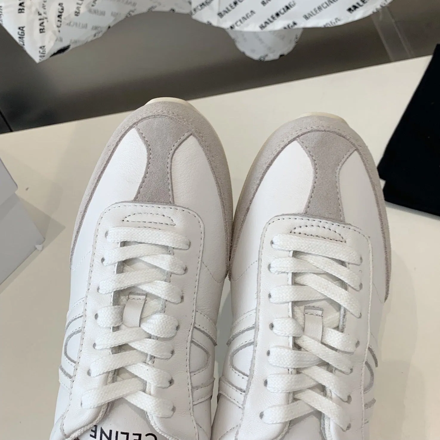 CALFSKIN IN SUEDE LOW Summer clearance OPTIC WHITE/GREY JOGGER LACE-UP & SNEAKER Celine Chic CALFSKIN