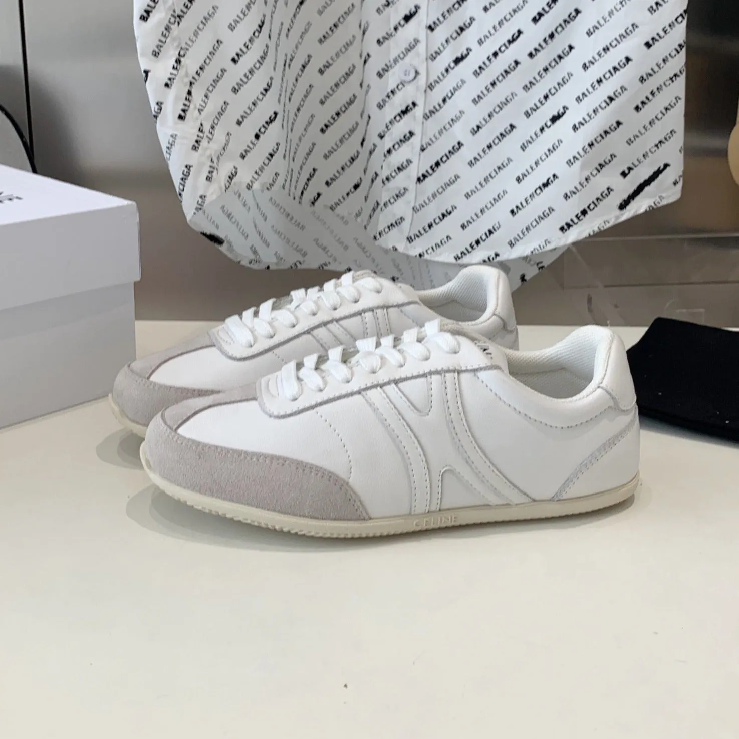CALFSKIN IN SUEDE LOW Summer clearance OPTIC WHITE/GREY JOGGER LACE-UP & SNEAKER Celine Chic CALFSKIN