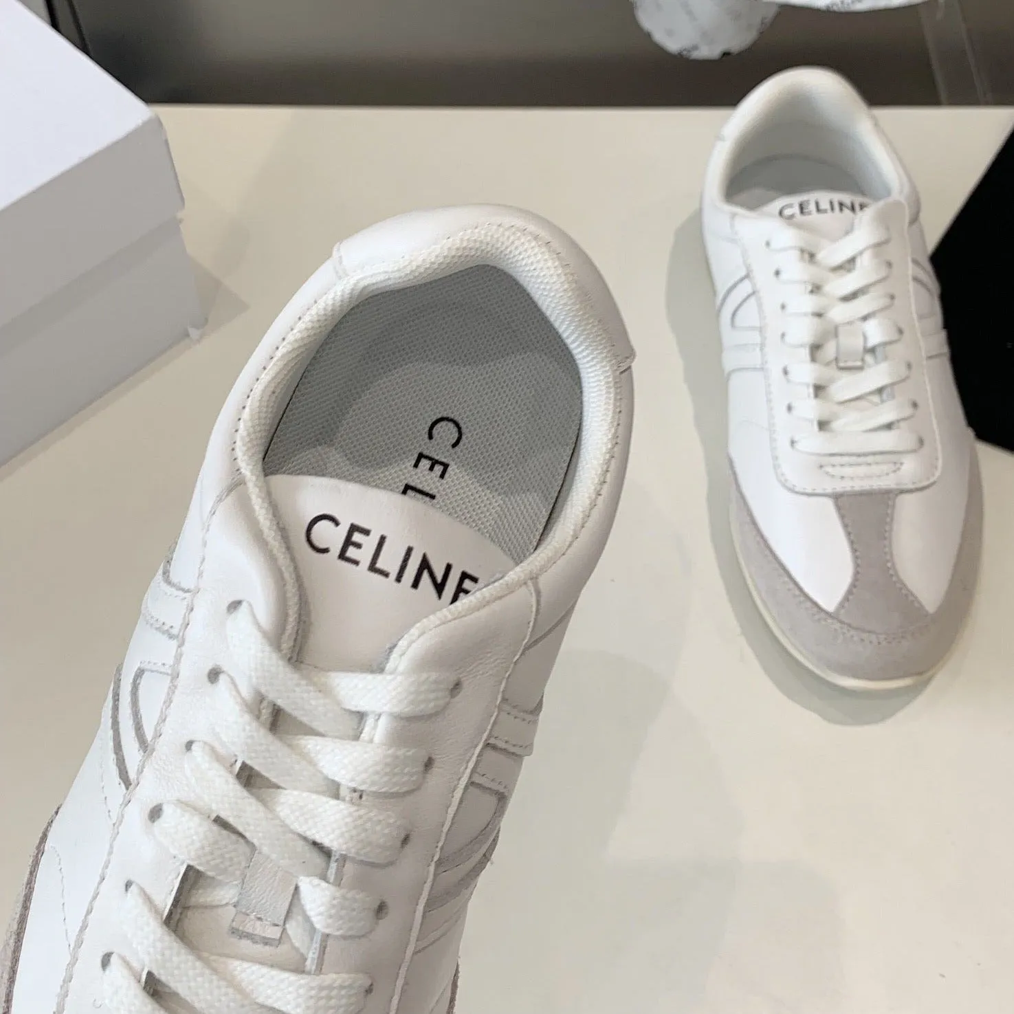 CALFSKIN IN SUEDE LOW Summer clearance OPTIC WHITE/GREY JOGGER LACE-UP & SNEAKER Celine Chic CALFSKIN