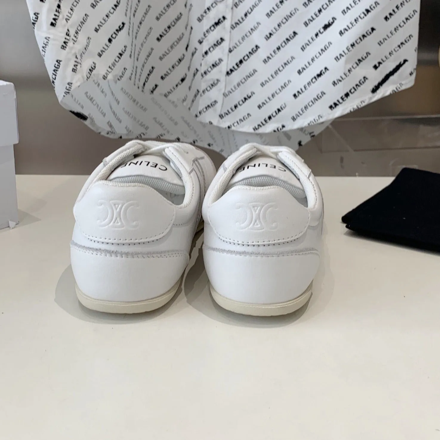 CALFSKIN IN SUEDE LOW Summer clearance OPTIC WHITE/GREY JOGGER LACE-UP & SNEAKER Celine Chic CALFSKIN
