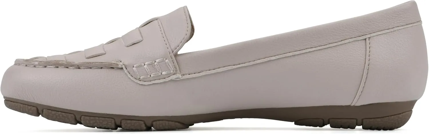 CLIFFS BY WHITE MOUNTAIN Women's Giver Cushioned Loafer Flat
