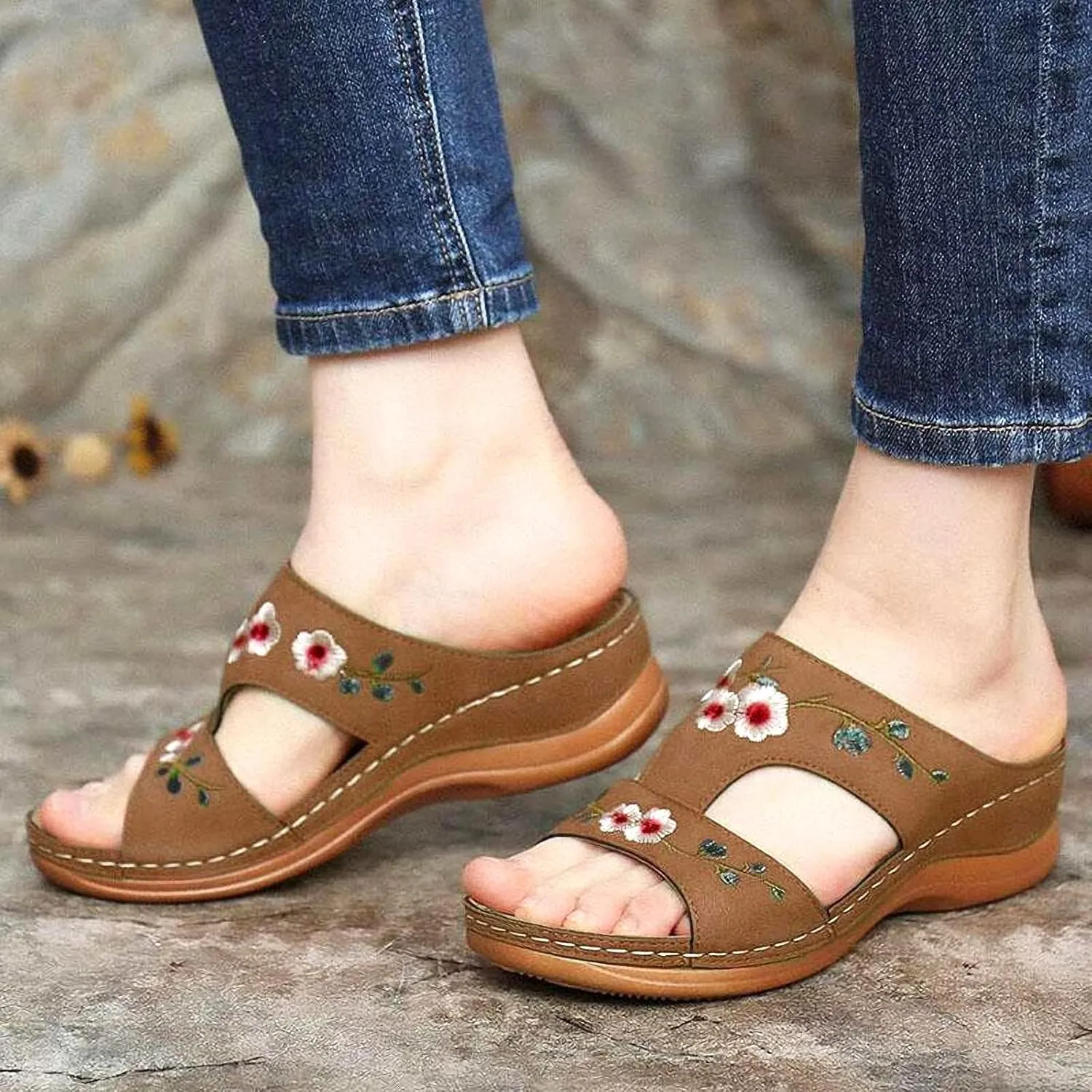 DOIX Garden Loafer Flat Shoes for Women Flowers Embroidered Slip on Mules Driving Shoes Lightweight Breathable Backless Slides Slippers Comfortable Walking Shoes,Brown,US11/EU42