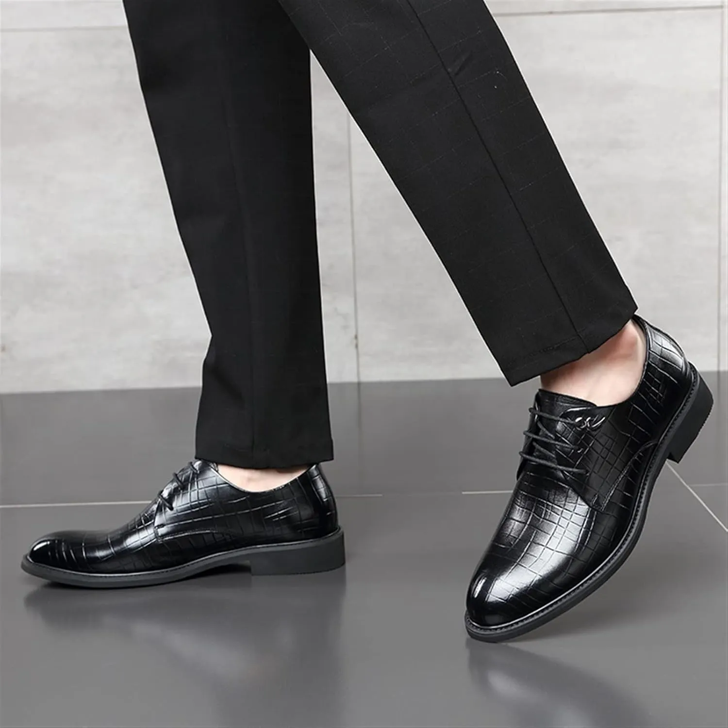 Dress Oxford Shoes for Men Lace Up Round Toe Plaid Derby Shoes Leather Low Top Anti-Slip Rubber Sole Block Heel Wedding