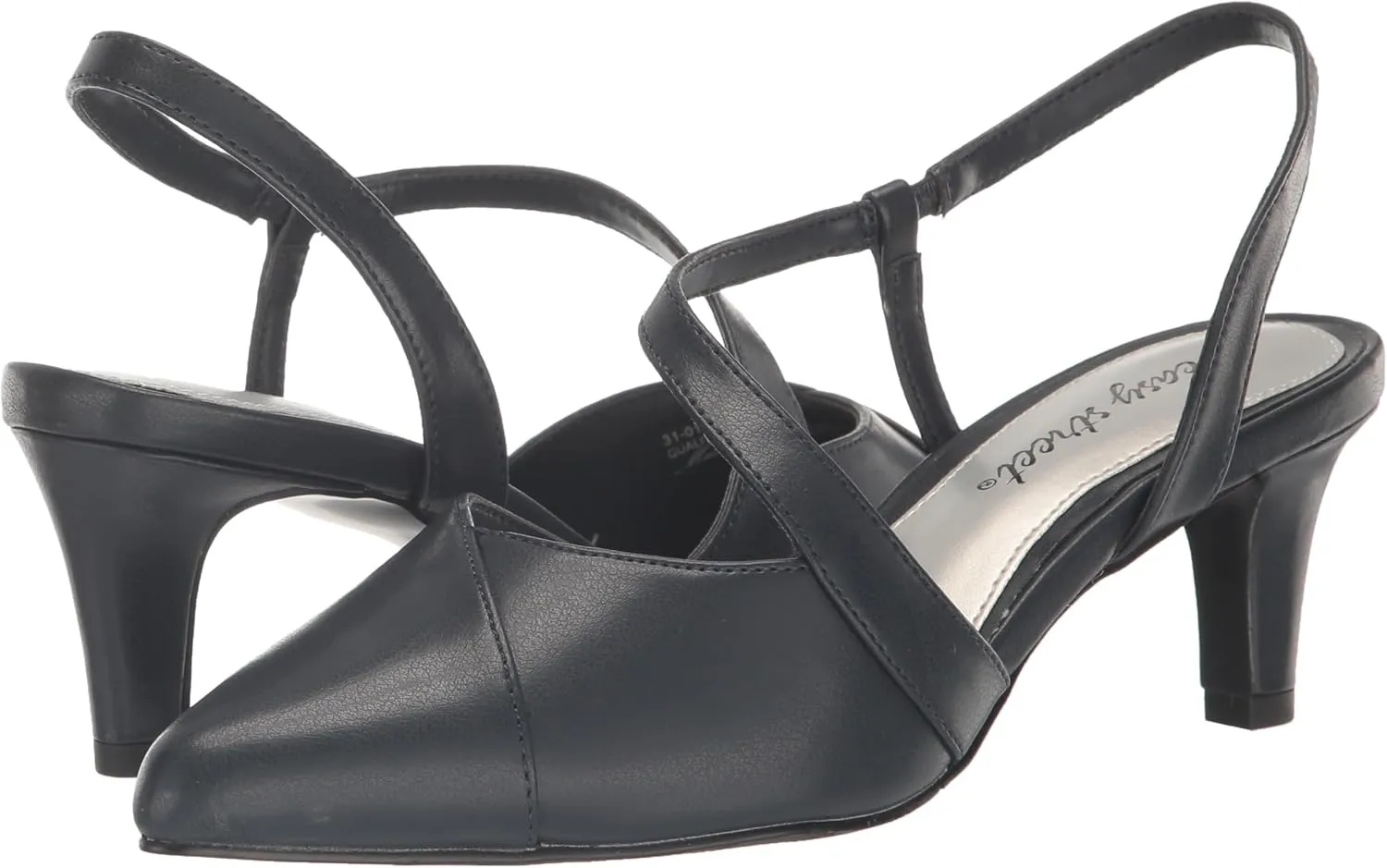 Easy Street Women's Emerald Pump