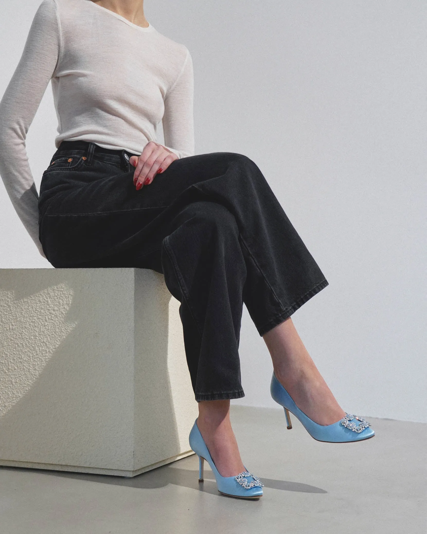 Hangisi 70 light blue satin pumps