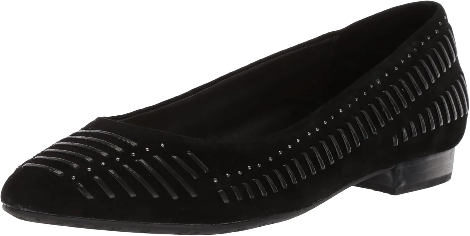 Hush Puppies Women's Phoebe Ladder Stud Pump