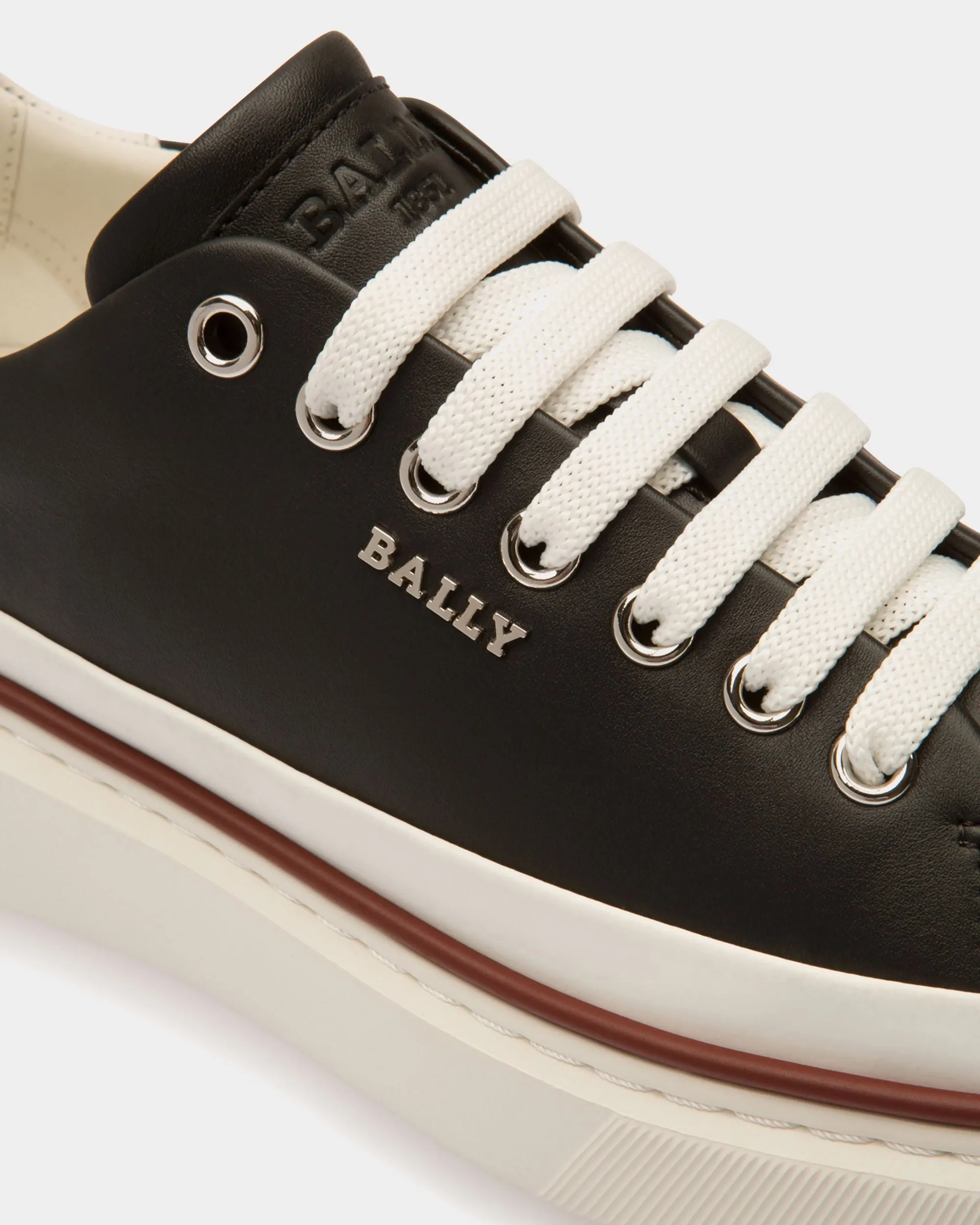 Maily Leather Sneakers In Black