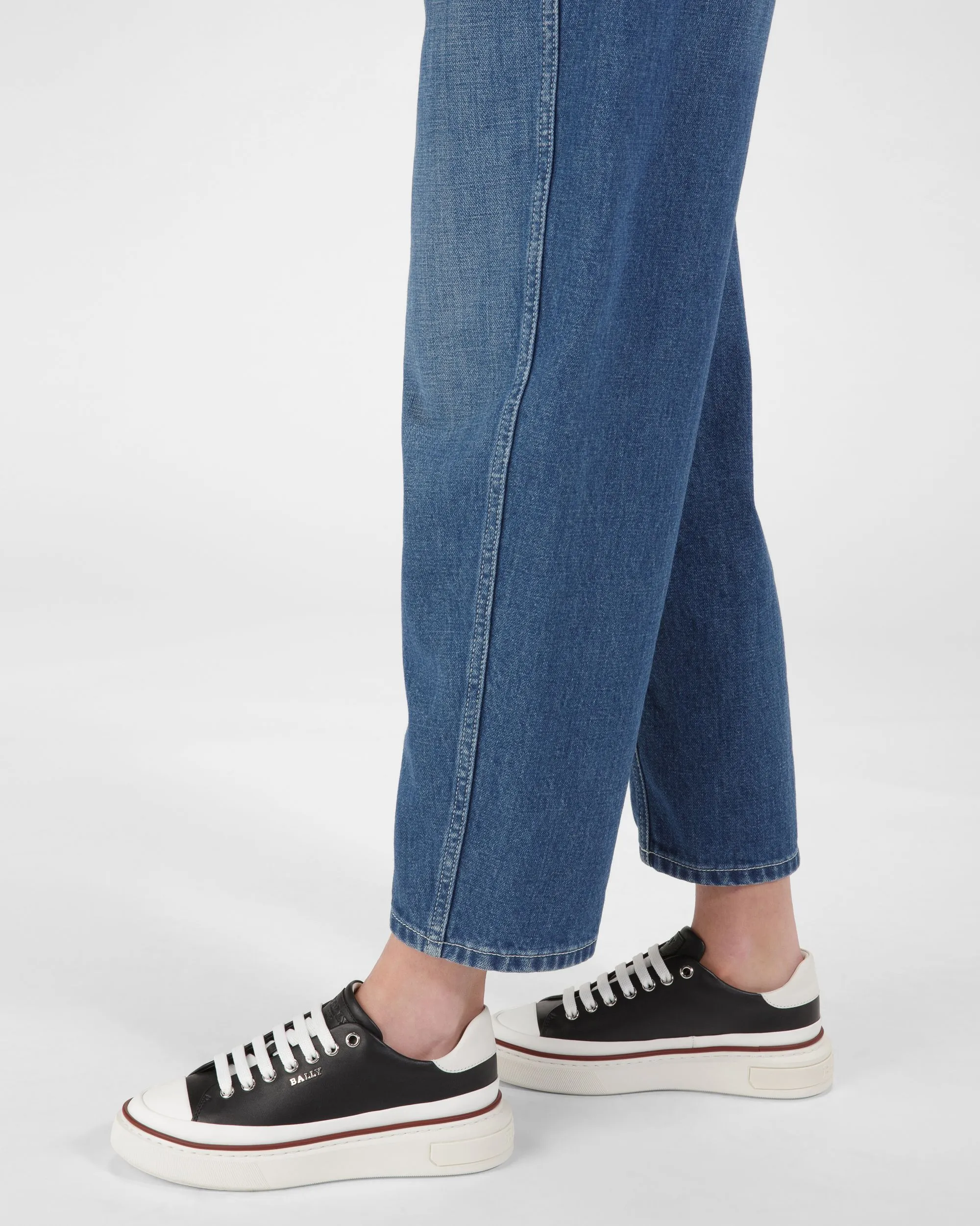 Maily Leather Sneakers In Black