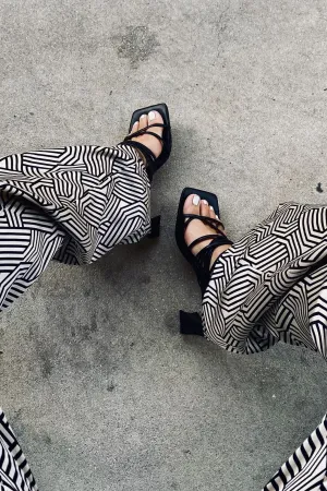 MT ROONEY HEELED SANDAL IN BLACK