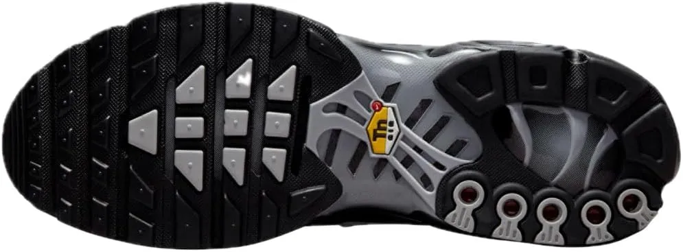 NIKE Men's Sneaker