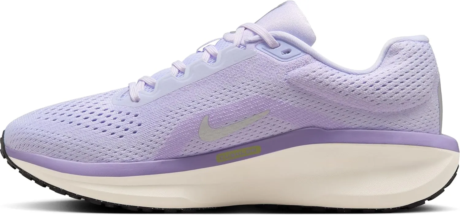 Nike Women's Winflo 11 Sneaker