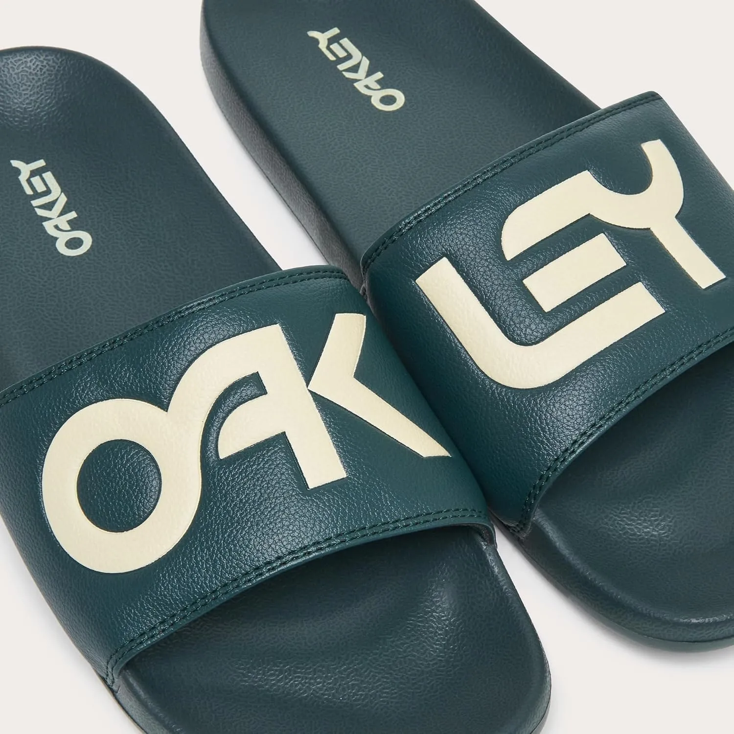 Oakley Men's B1b Slide 2.0 Sandal