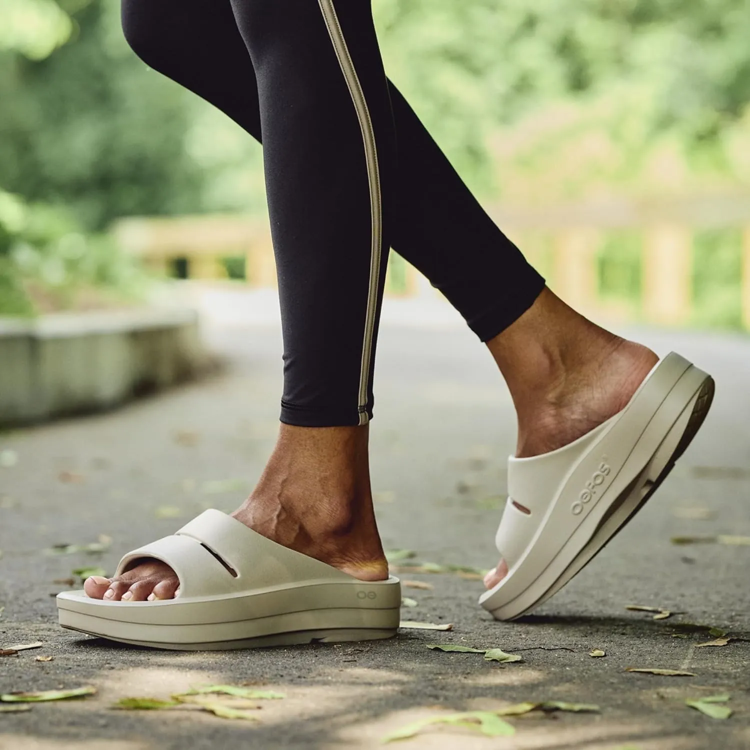 OOFOS Women's Slide Sport Sandal
