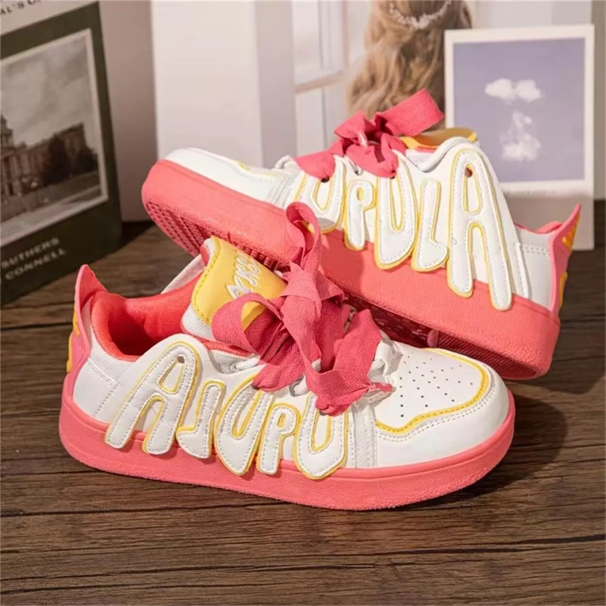 Preppy Shoes Sneakers for Women Running Shoes Non Slip On Casual Walking Shoes Fashion Lightweight Sneaker for Work Travel