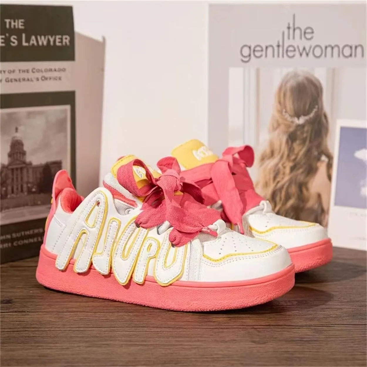 Preppy Shoes Sneakers for Women Running Shoes Non Slip On Casual Walking Shoes Fashion Lightweight Sneaker for Work Travel