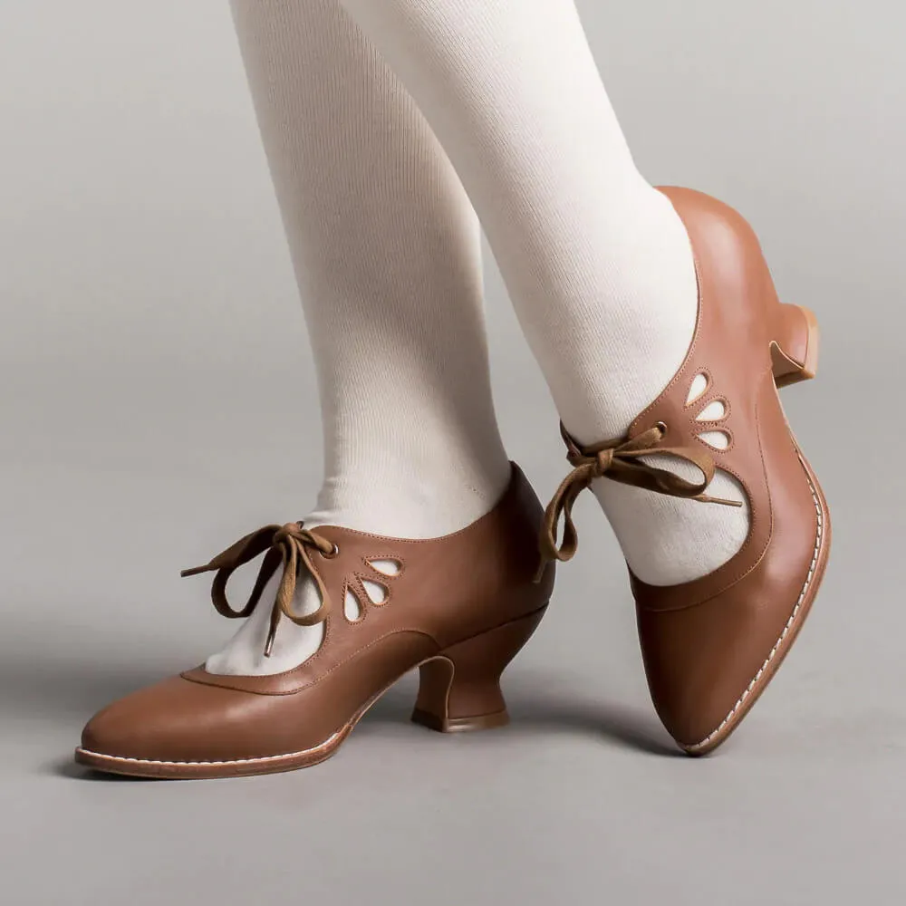 Vintage Lace-Up Heels | Retro Oxford Style | Comfortable Mid-Heel