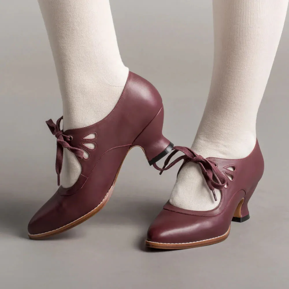 Vintage Lace-Up Heels | Retro Oxford Style | Comfortable Mid-Heel