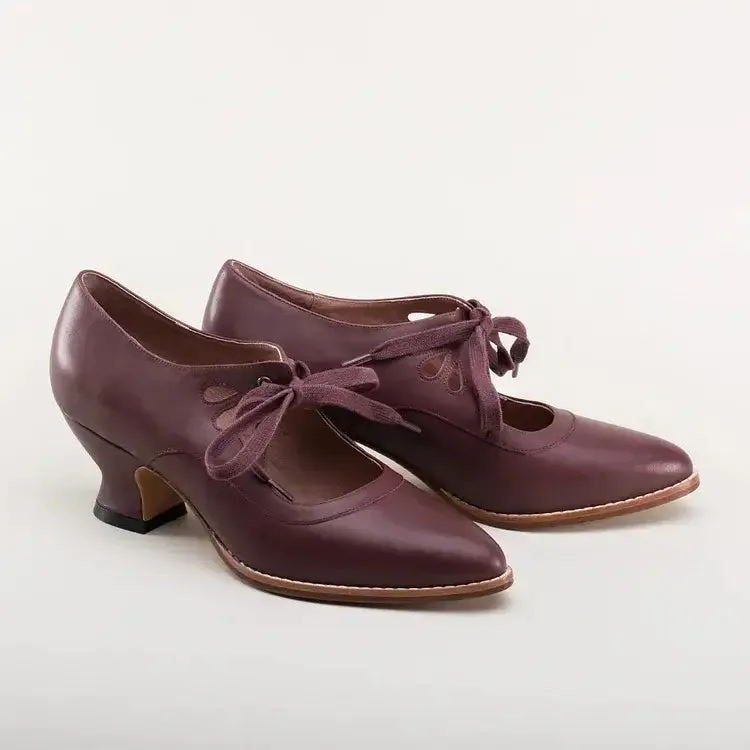 Vintage Lace-Up Heels | Retro Oxford Style | Comfortable Mid-Heel