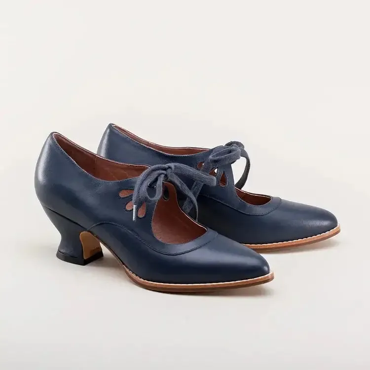 Vintage Lace-Up Heels | Retro Oxford Style | Comfortable Mid-Heel