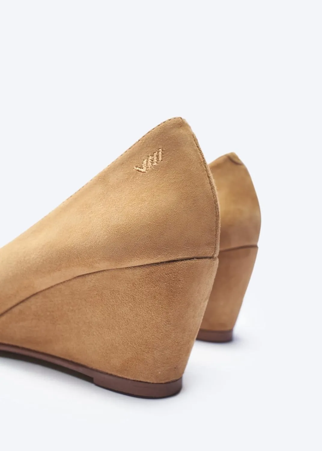VISCATA Verona Women's Suede Wedge, Spain Handmade Casual Pump Comfortable Shoes with a Sturdy All Natural 2.5” Wedge. Made with Cushioned Leather Insole and Lined with Premium Leather
