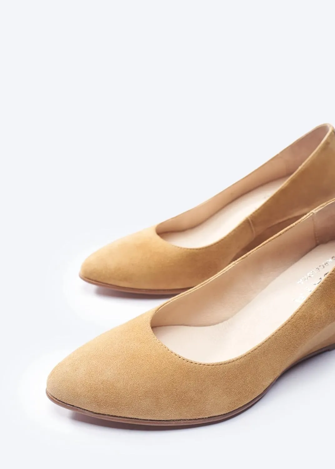 VISCATA Verona Women's Suede Wedge, Spain Handmade Casual Pump Comfortable Shoes with a Sturdy All Natural 2.5” Wedge. Made with Cushioned Leather Insole and Lined with Premium Leather