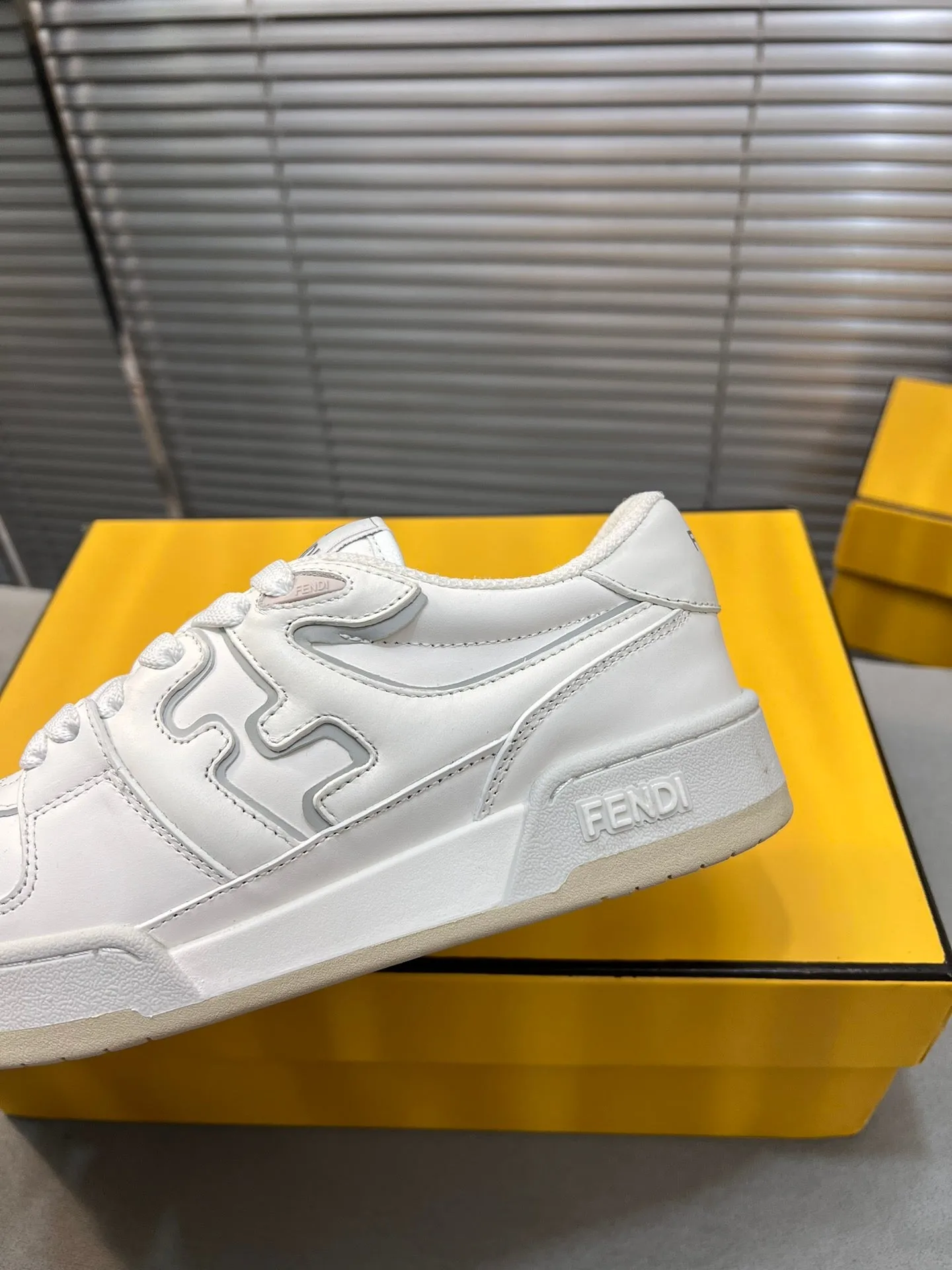 Wholesale prices FENDI Timeless AND LOW WHITE IN MATCH TOPS MESH FENDI CALFSKIN