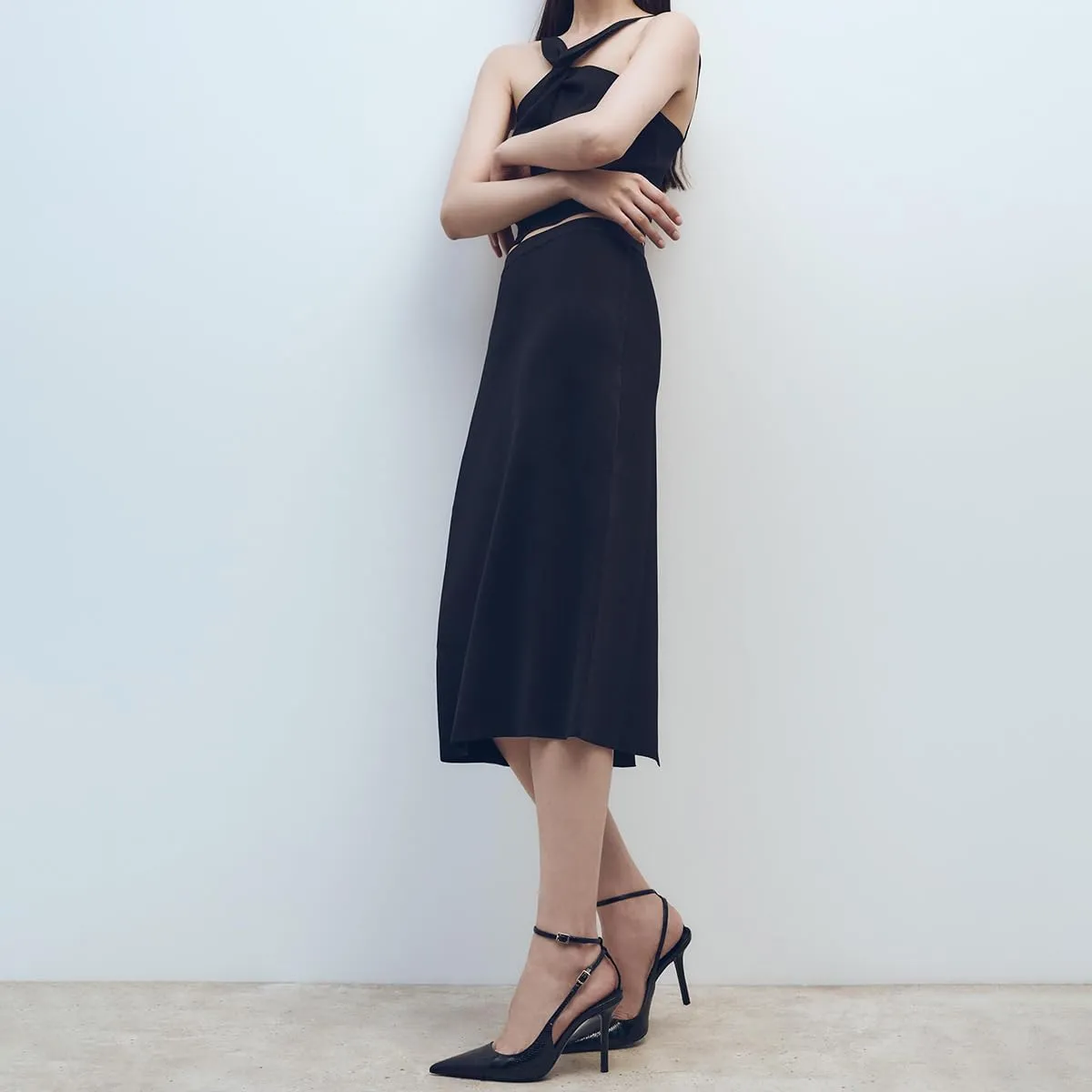 Women's Fabric Slingback High Heel Pump Bow Detail On The Front Elastic Strap Around The Back Pointed Toe Wedding Party Office Dance Shoes