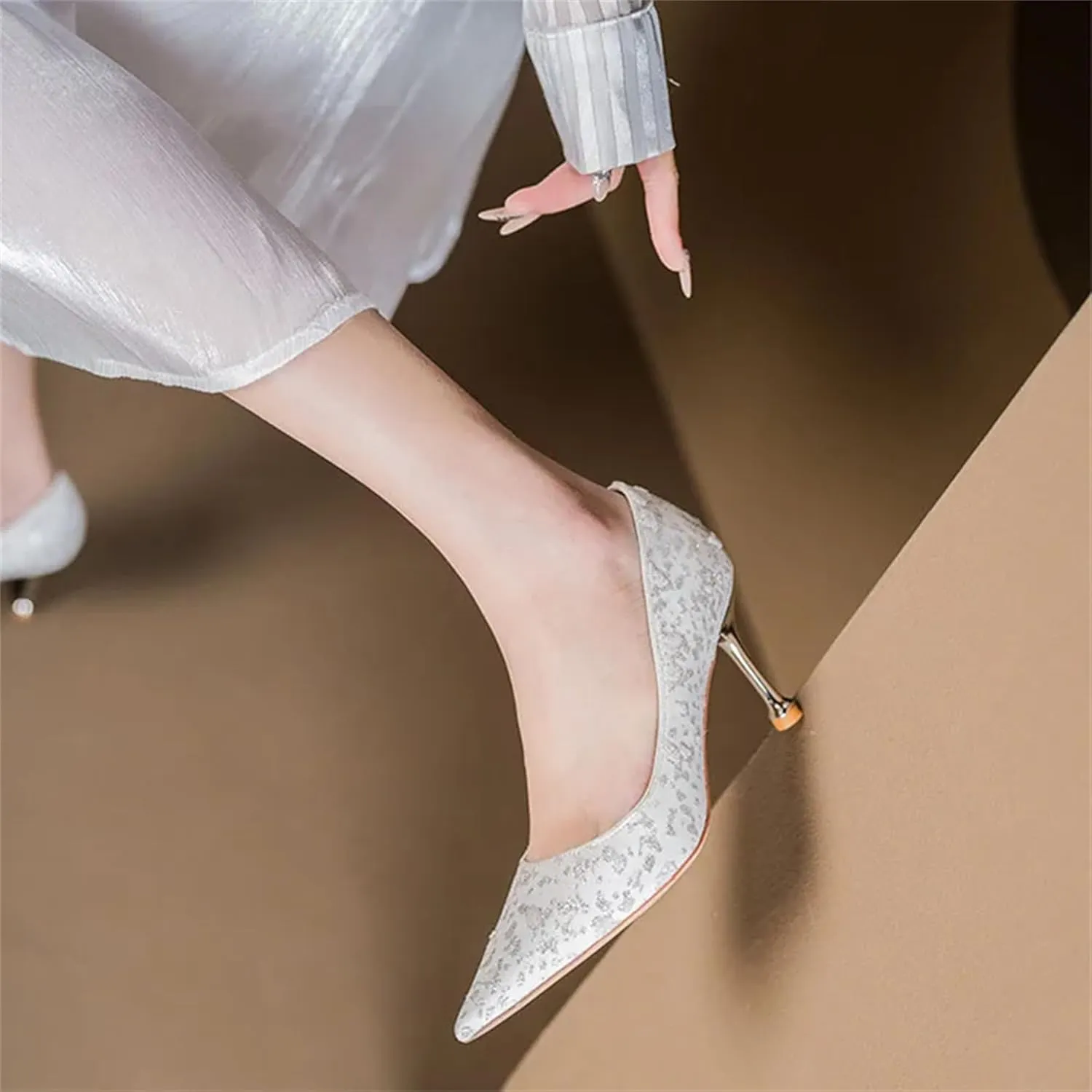 Women's Shiny Sequins High Heels Pumps Closed Toe Lace Crochet Party Wedding Shoes Women Slip-On Pointed Toe Dress Shoes